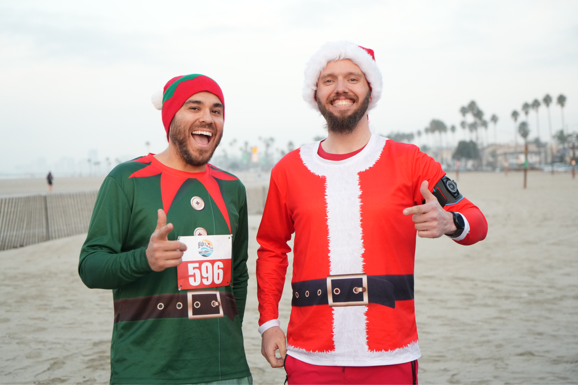 Runners dressed up festive