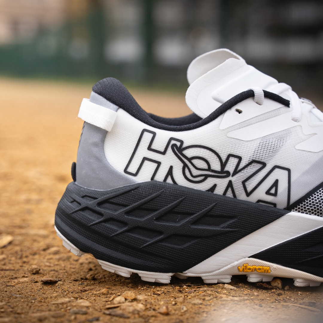 Hoka Speedgoat 7