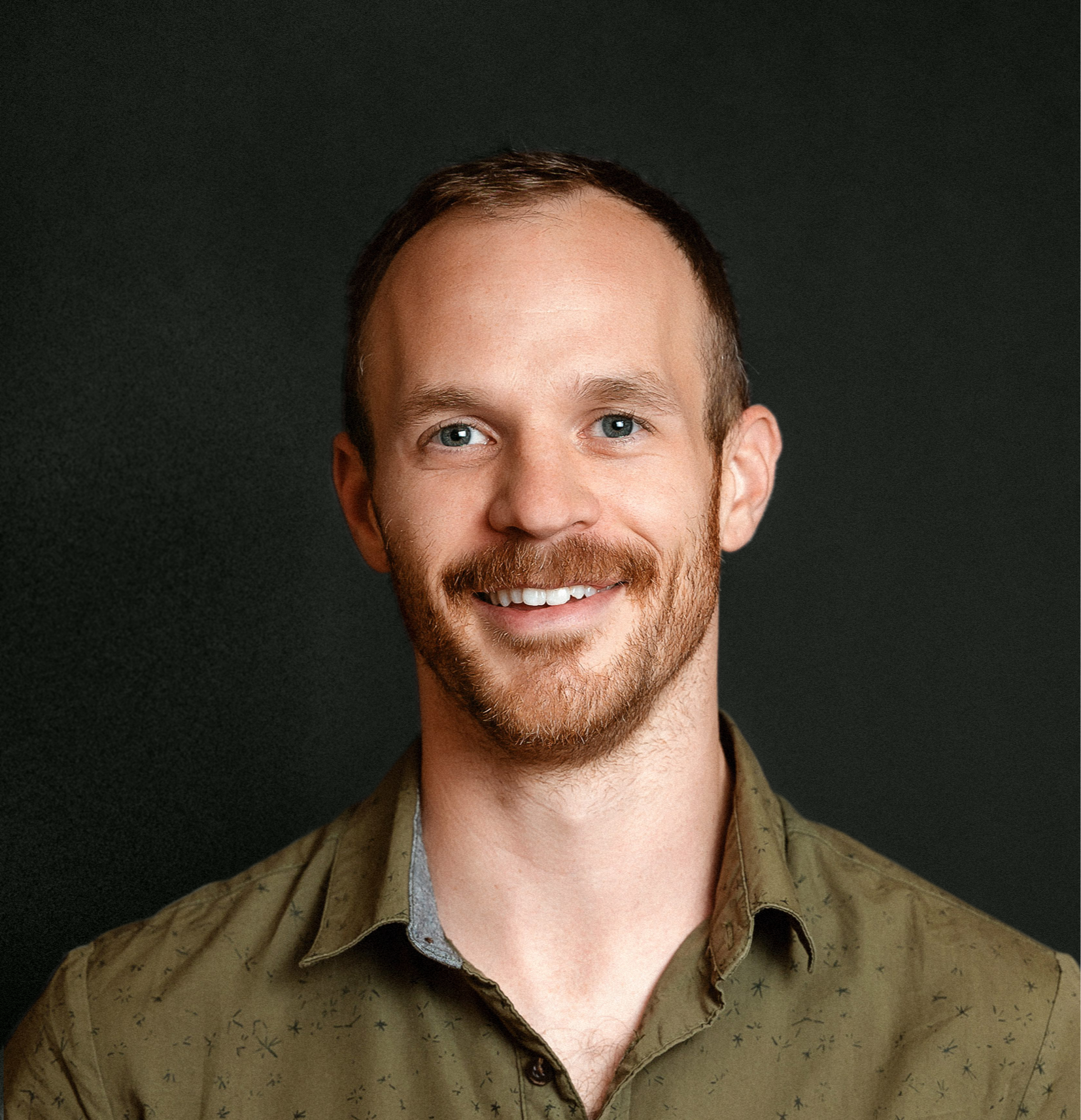 photo of artist TJ Smith