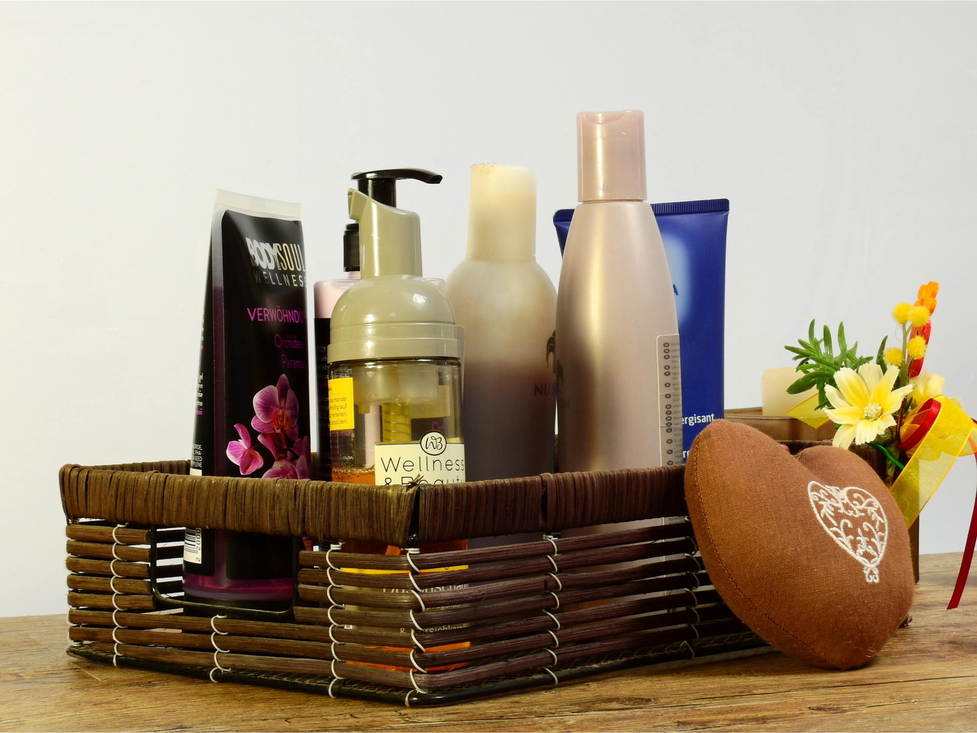 Bath and Body Basket, Lotions & Soaps, 2 sets