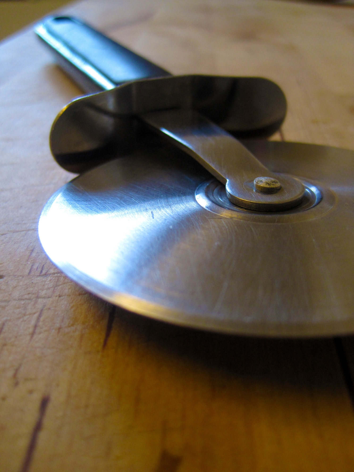 Pampered Chef Pizza Cutter
