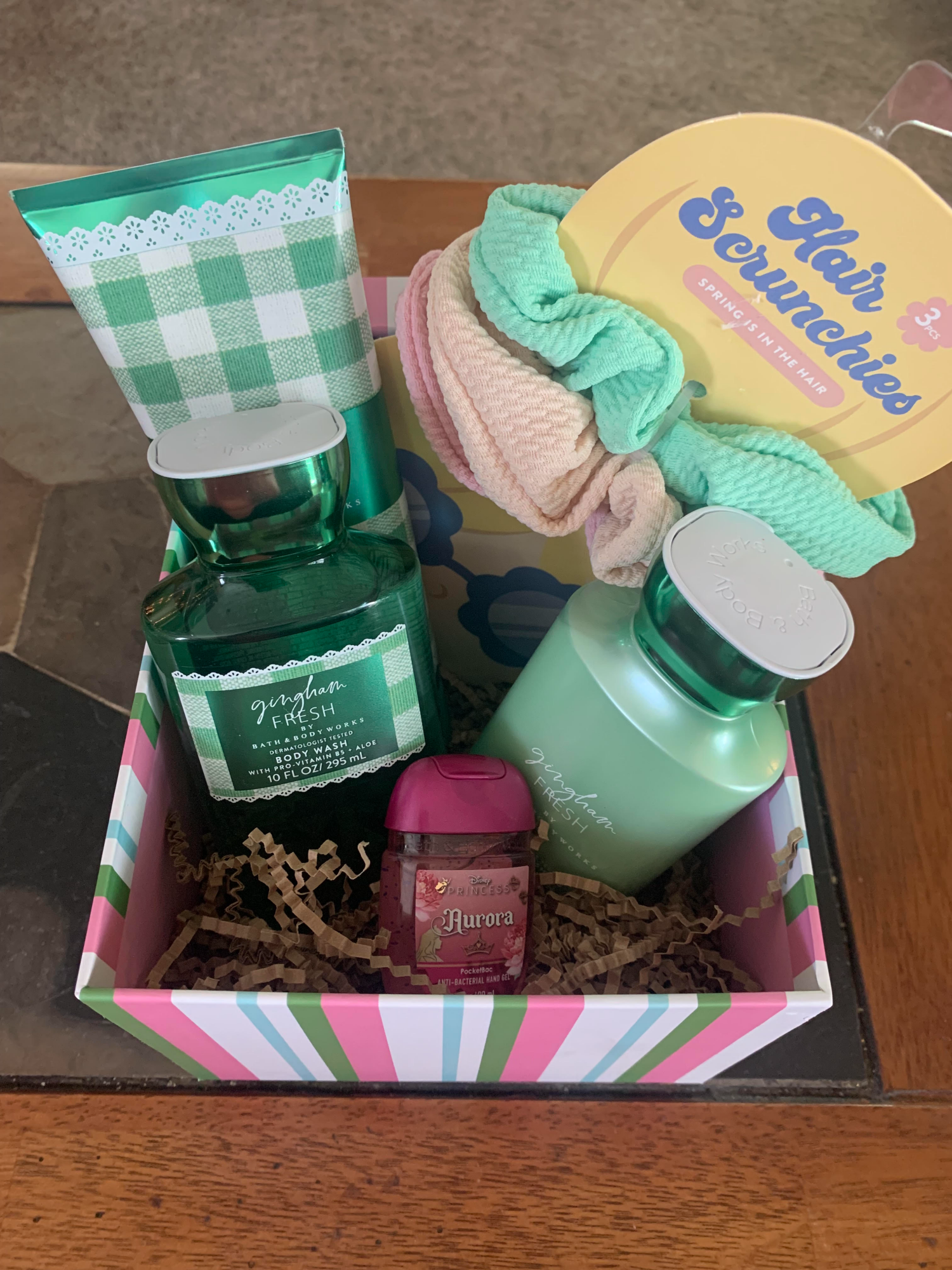 Bath and Body Works - Gingham Basket